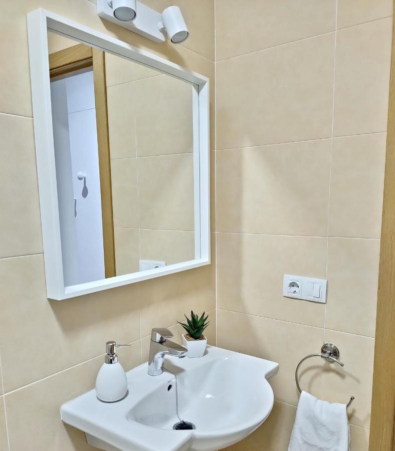Relax Chiclana-Aparcamiento Privado-Tv Cable-Wifiplus-Aire Acond-Incluido 치클라나 데 라 프론테라 외부 사진